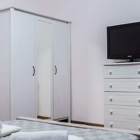 Central Apartment Plovdiv Eksteriør billede