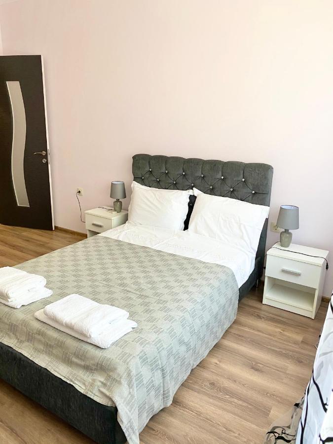 Central Apartment Plovdiv Eksteriør billede