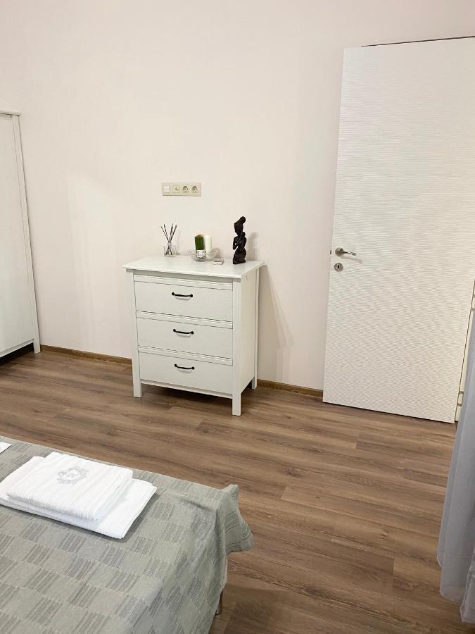 Central Apartment Plovdiv Eksteriør billede